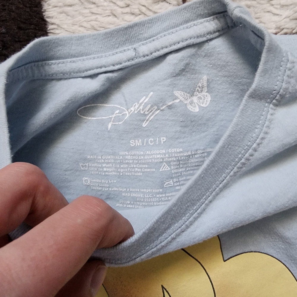 "DOLLY PARTON" WOMEN'S CLASSIC GRAPHIC - LIGHT BLUE - Picture 4 of 4